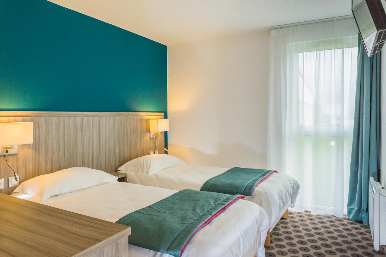 Hotel De La Seine La Frenaye Экстерьер фото